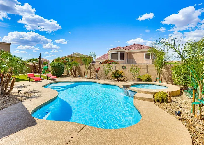 Backyard Oasis W/ Fire Pit: Laveen Village Retreat Holiday home *