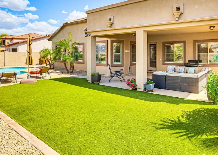 Backyard Oasis W/ Fire Pit: Laveen Village Retreat Phoenix